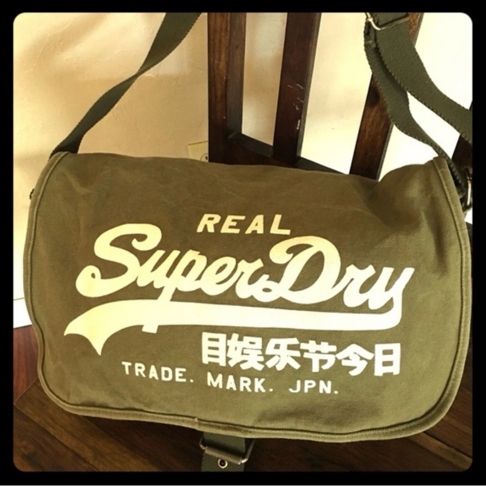 Superdry canvas messenger bag